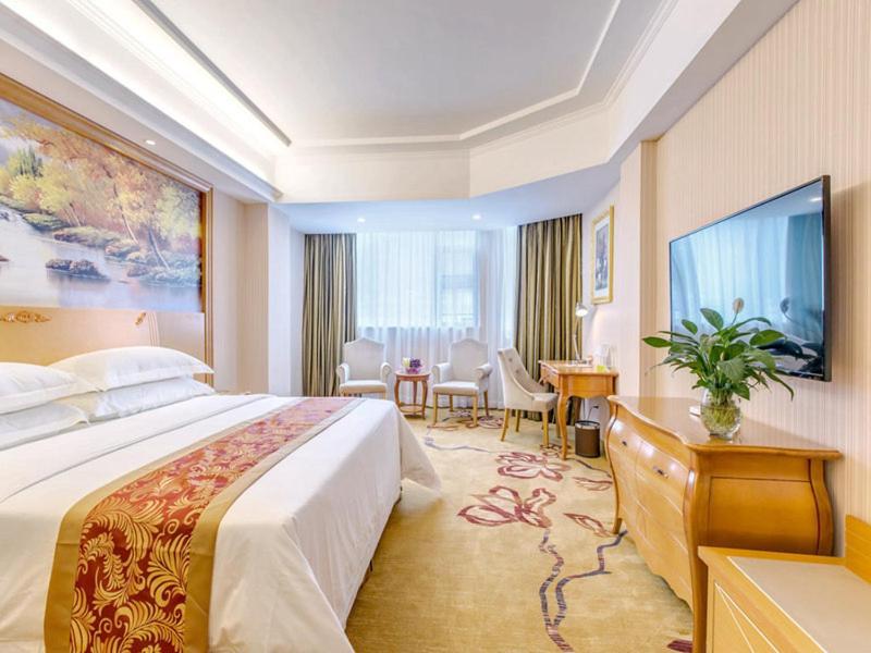 Vienna Hotel Guilin Airport Road Rongshan Εξωτερικό φωτογραφία